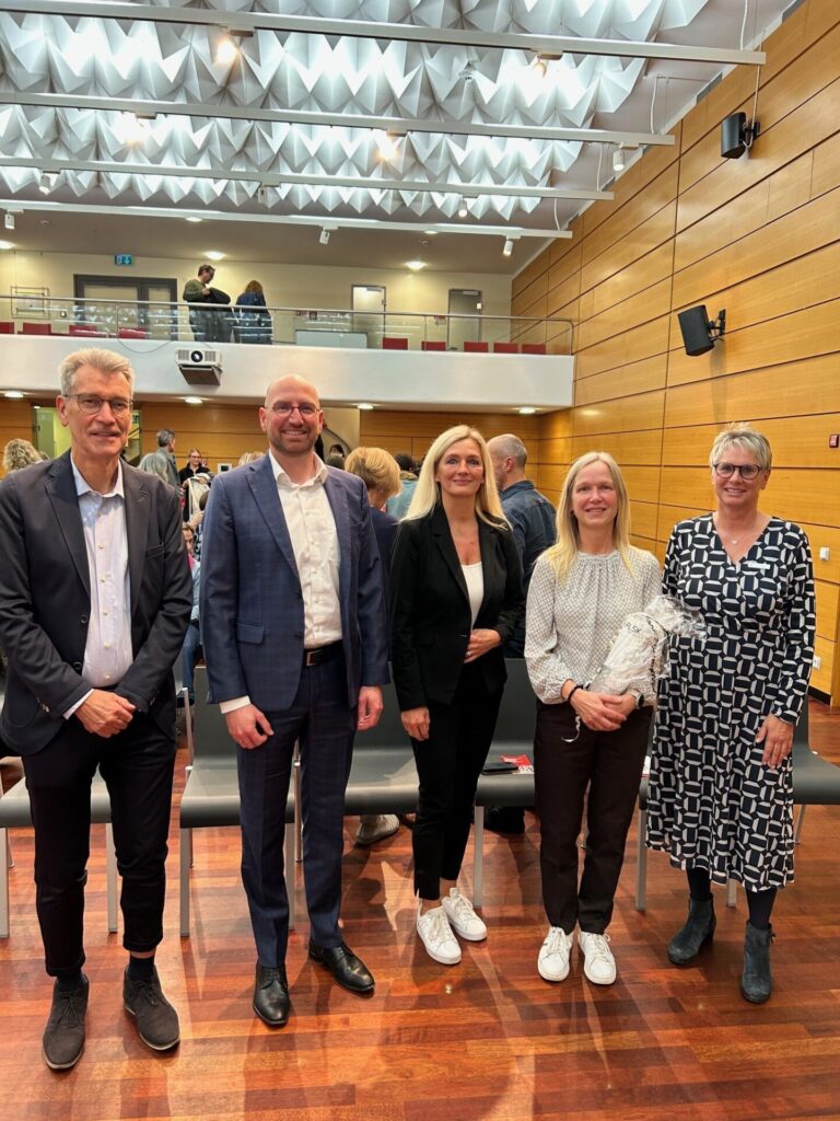 Dr. Wenzel mit Beirat Sparkasse KL 2